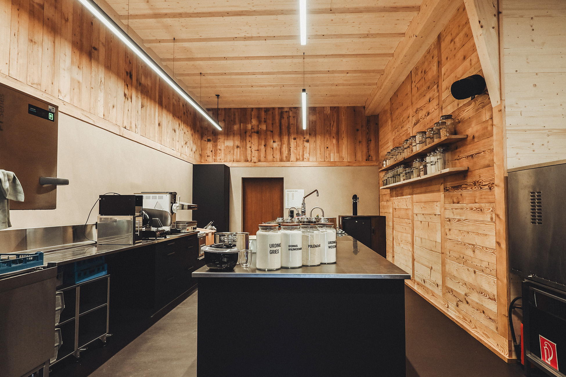 Professionelle Installation von Licht