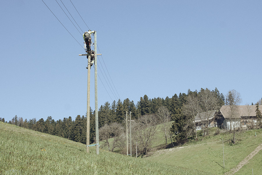 Teamarbeit, Job als Elektromonteur